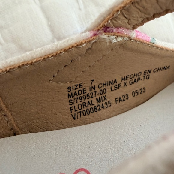 GAP x LoveShackFancy Toddler Girl 7 Mary Jane Floral Shoes NWT - Picture 9 of 15